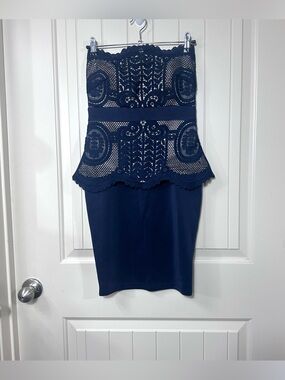 Entry Navy Strapless Lace Peplum Dress